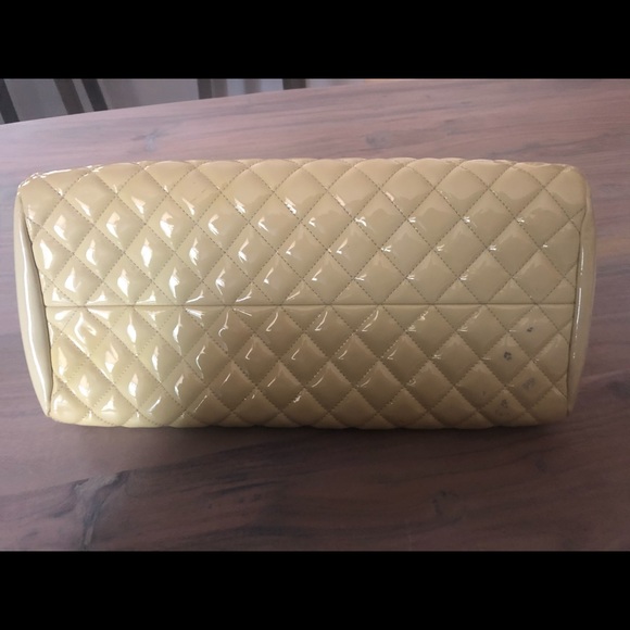 Beautiful Vintage Chanel Bag - Picture 10 of 11